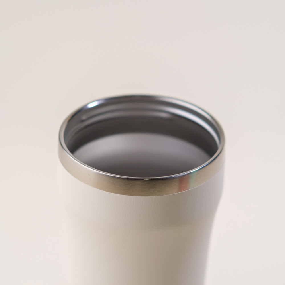 Bow Tumbler Snow bottom view — premium stainless steel construction