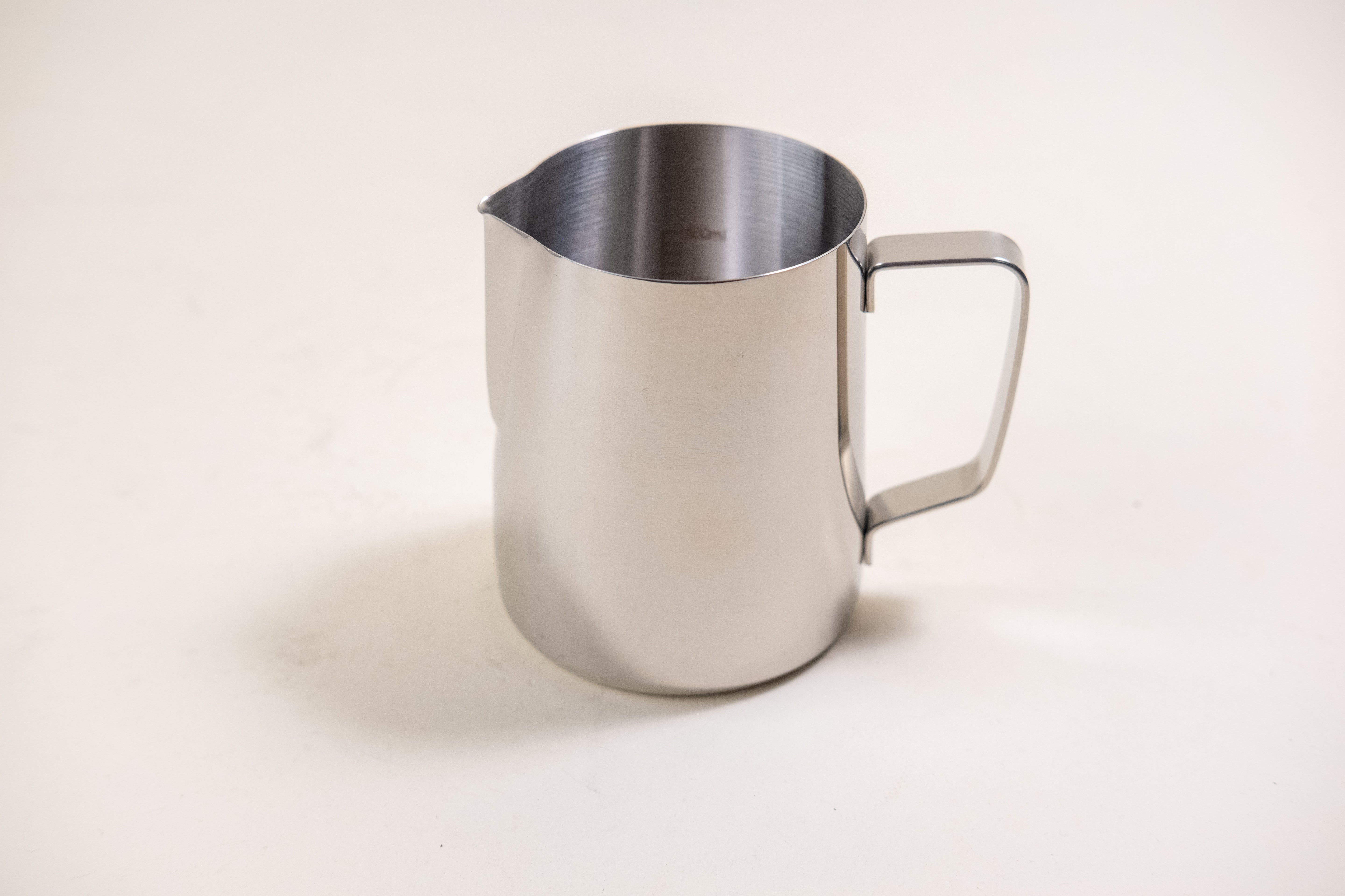 Basic Milk Pitcher 500ML stainless steel jug for latte art and frothing milk for coffee drinks