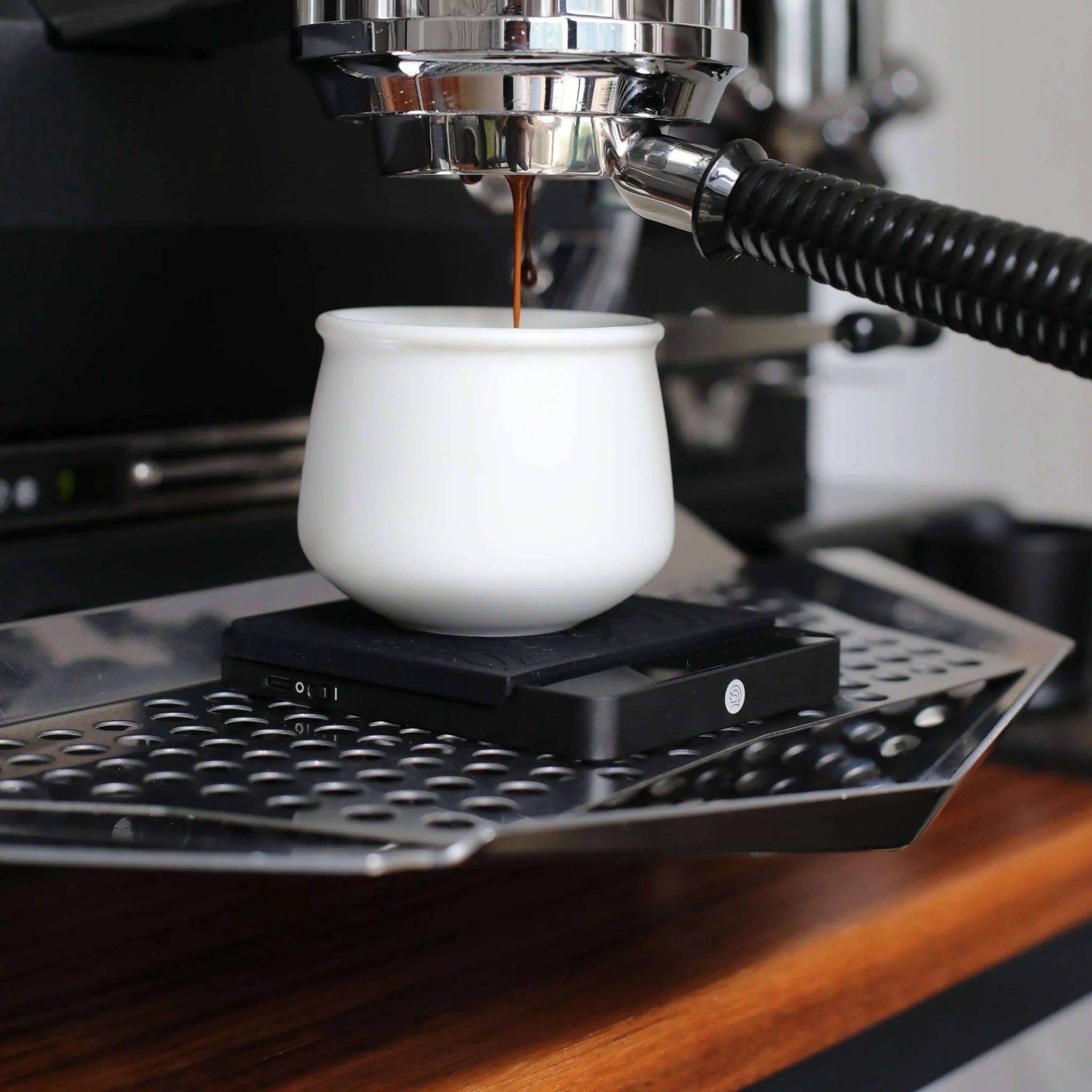 zeroHero Yunzhi E-Smart Scale digital coffee scale with precision weighing display for accurate coffee brewing measurements